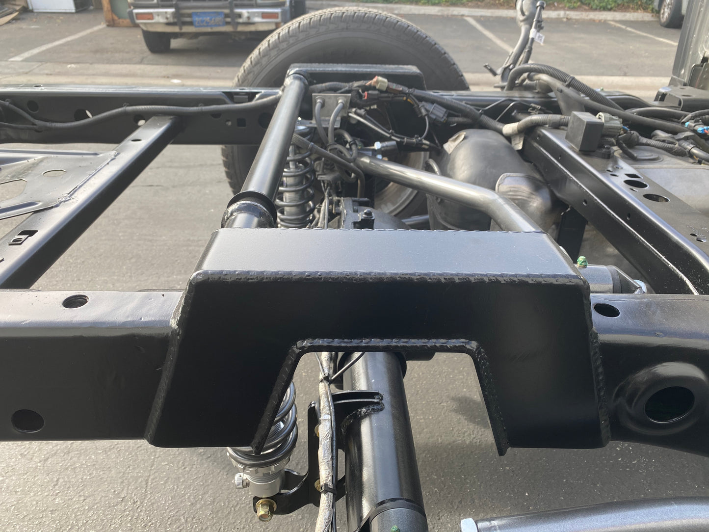 2015-2023 F150 Underbed Notch With Shock Relocation Brackets