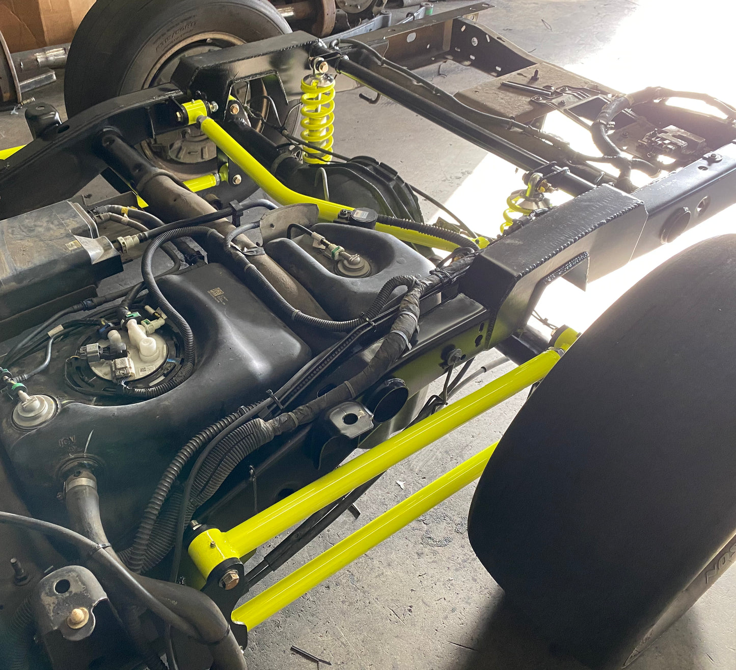 1988-2018 Silverado/Sierra 4 Link Suspension Kit With Viking Coilovers
