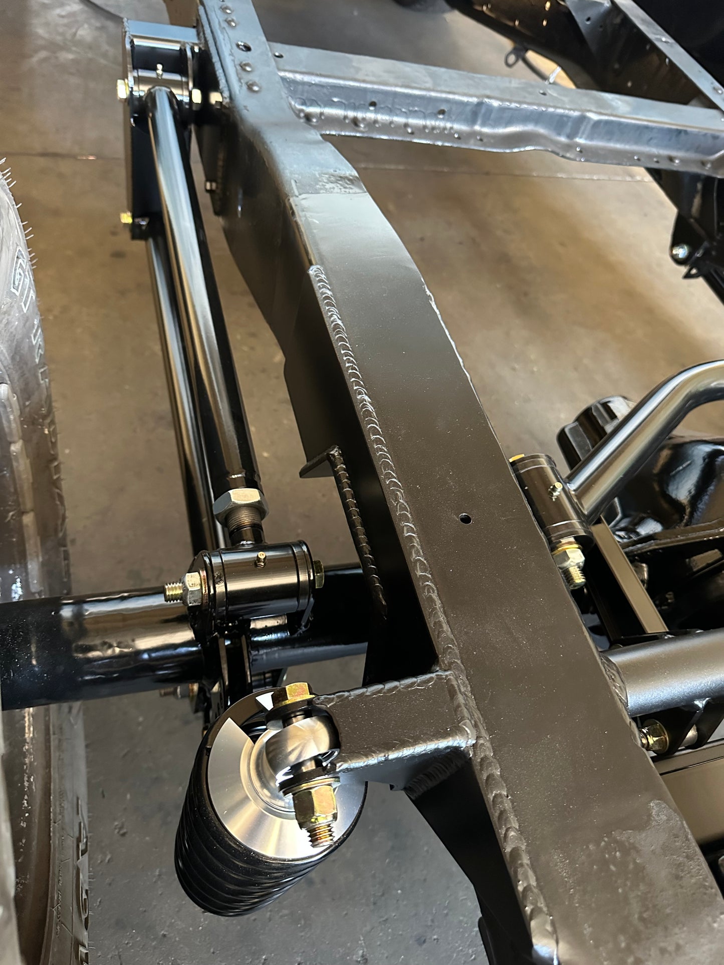 C10 Squarebody 4 Link Suspension Kit With Viking Coilovers
