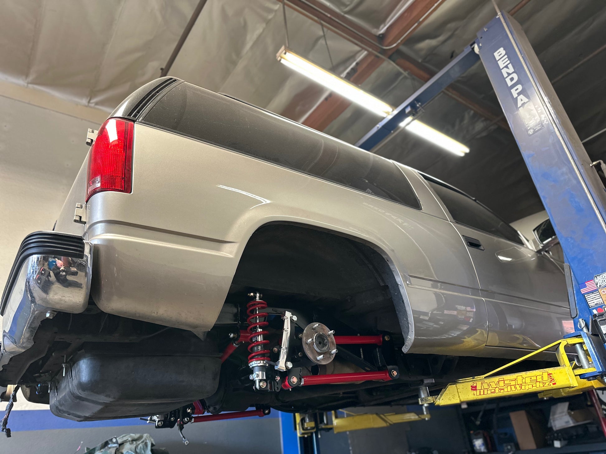 Custom Link Kit 1988-1998 Chevy 2 Door Tahoe 4 Link Suspension Kit – Twisted Metalworkz